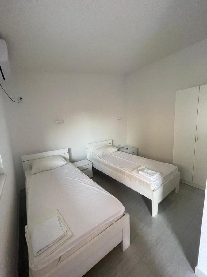 Appartamento Mali Medved Ulcinj Camera foto